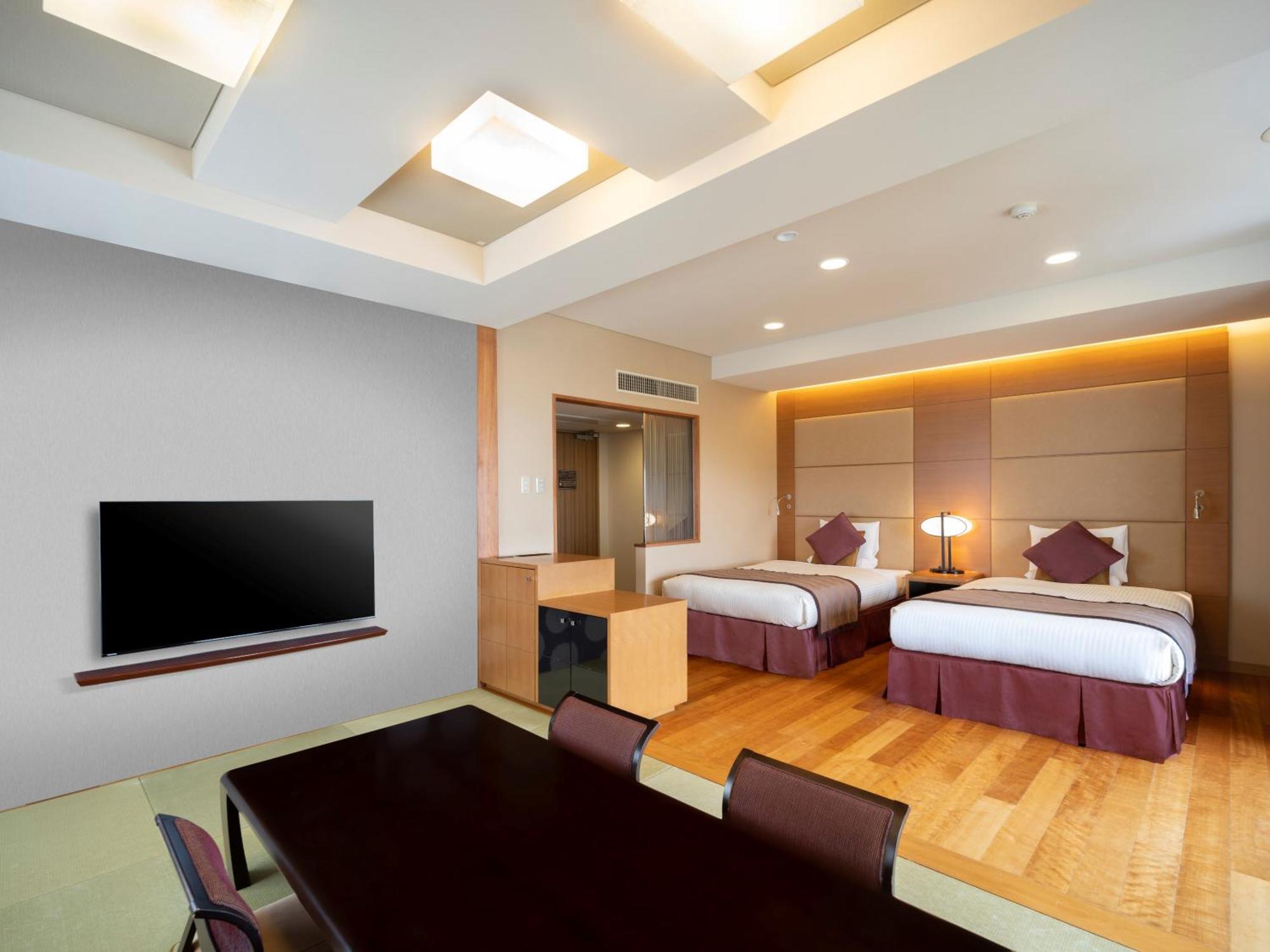 Irago Ocean Resort Tahara Exterior photo