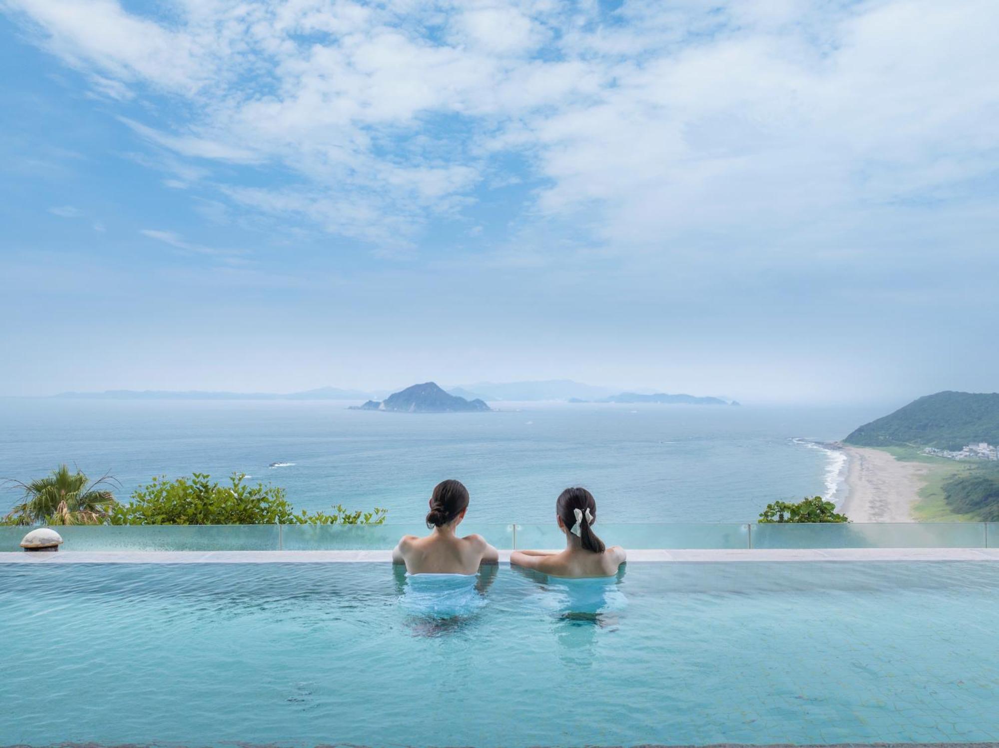 Irago Ocean Resort Tahara Exterior photo